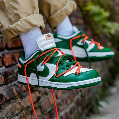 nike dunk low off-white pine green